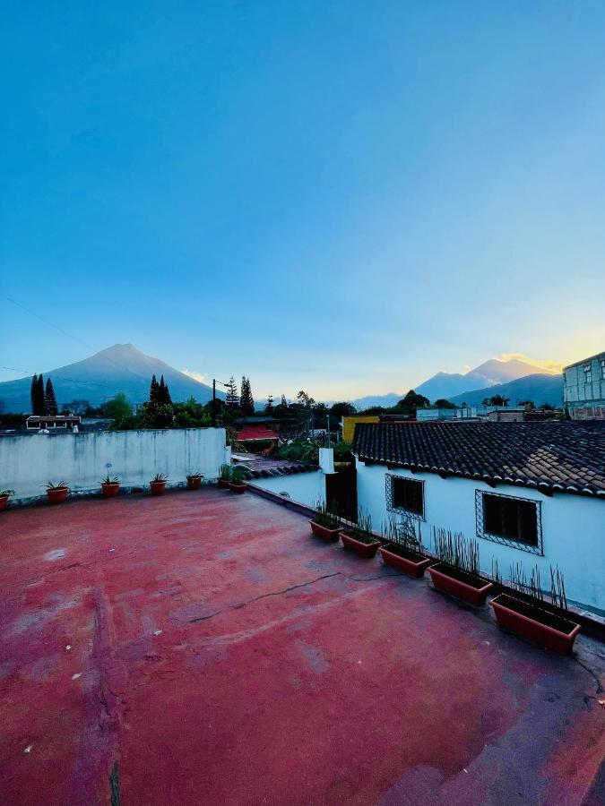 Bed and Breakfast Casa ELA Antigua Exterior foto