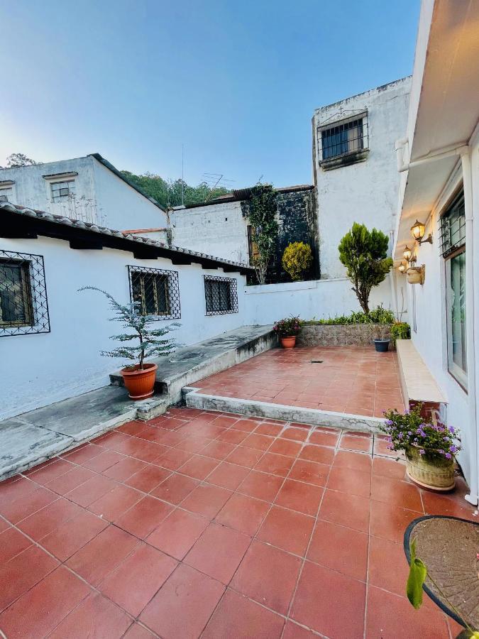 Bed and Breakfast Casa ELA Antigua Exterior foto