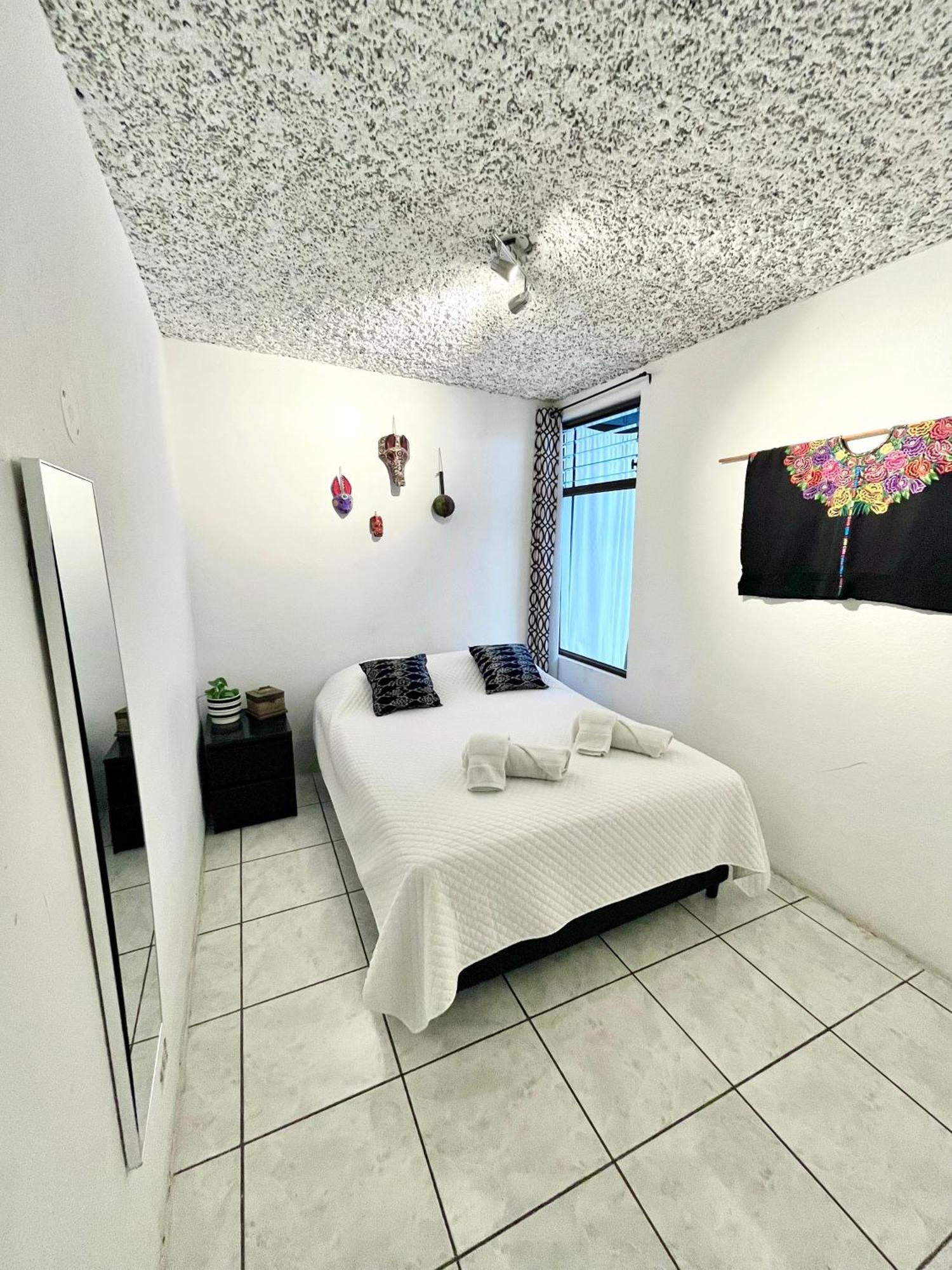 Bed and Breakfast Casa ELA Antigua Exterior foto